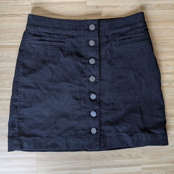 Aritzia corduroy mini skirt - Picture 2 of 2